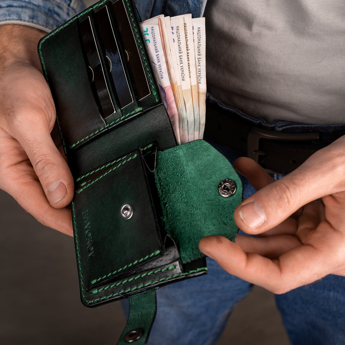 Personalized Mens Wallet,Bifold Green Leather Wallet, Vintage Look Wallet, Custom Engraved Wallet