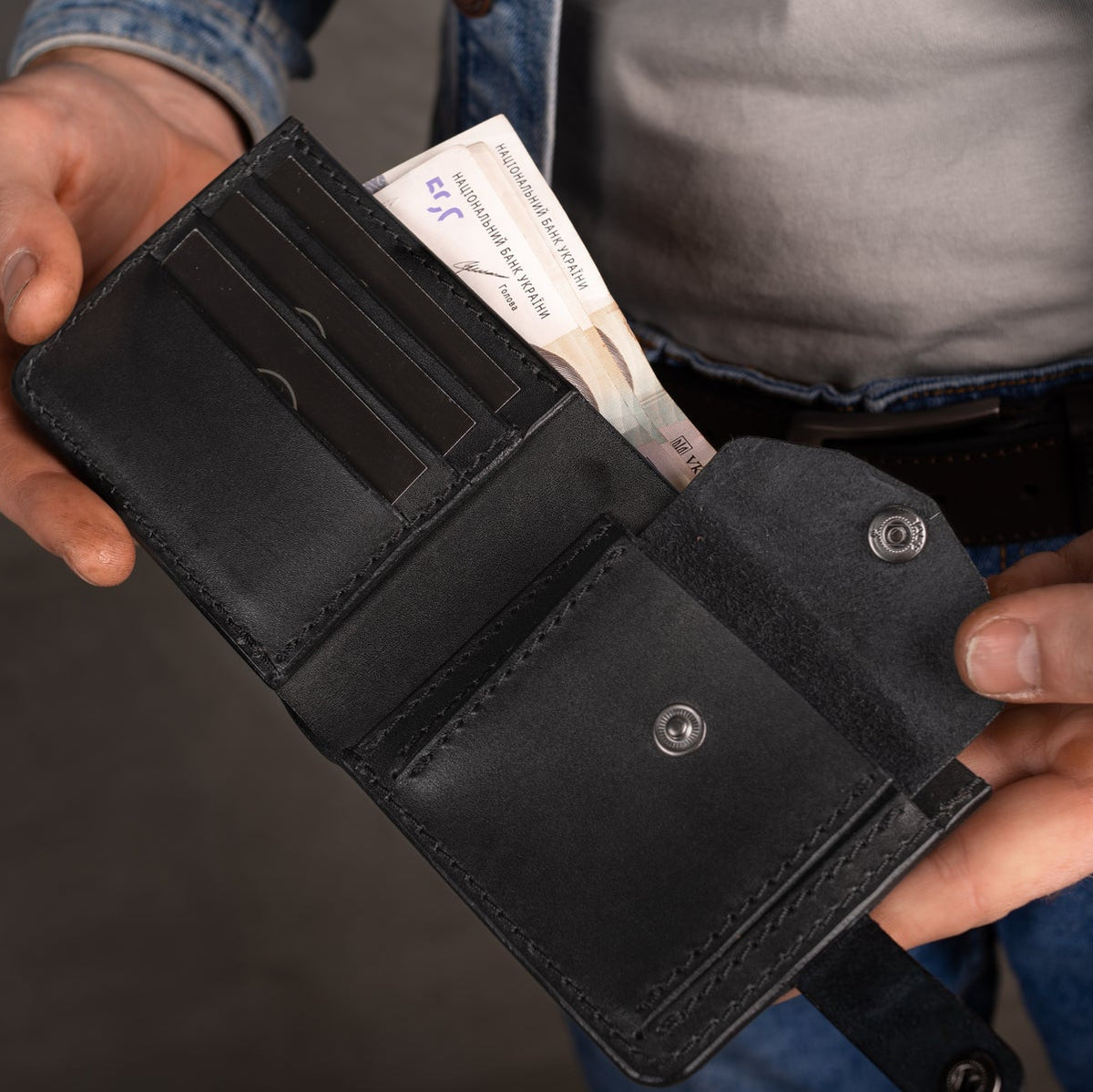 Personalized Mens Wallet,Bifold Green Leather Wallet, Vintage Look Wallet, Custom Engraved Wallet