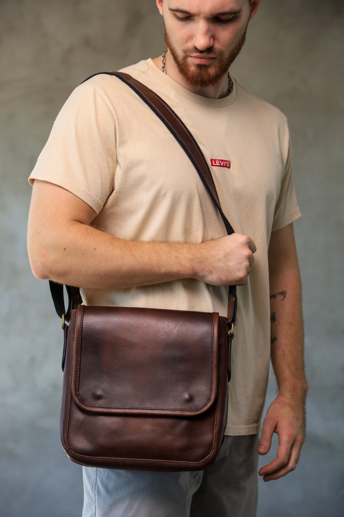 Personalized shoulder bag, men’s leather bag, Brown Messenger bag, crossbody bag