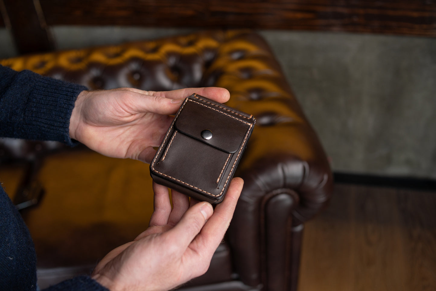 Brown Leather Money Clip, Small leather wallet, Full grain Leather Money Clip, Gift for Men, Minimalist Wallet with Credit Card Holder