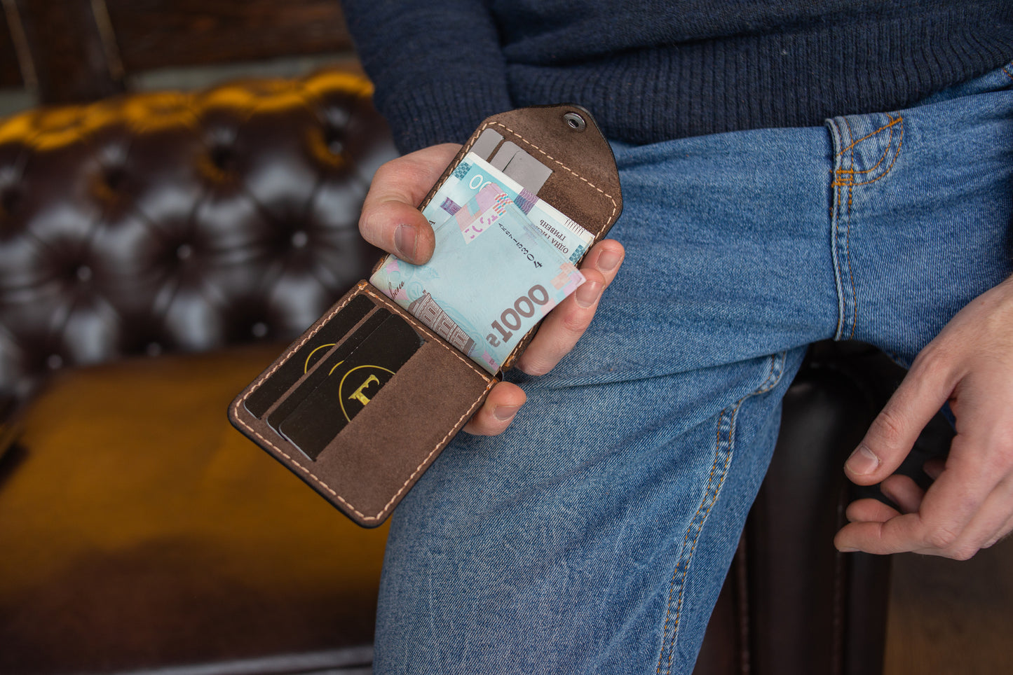 Brown Leather Money Clip, Small leather wallet, Full grain Leather Money Clip, Gift for Men, Minimalist Wallet with Credit Card Holder