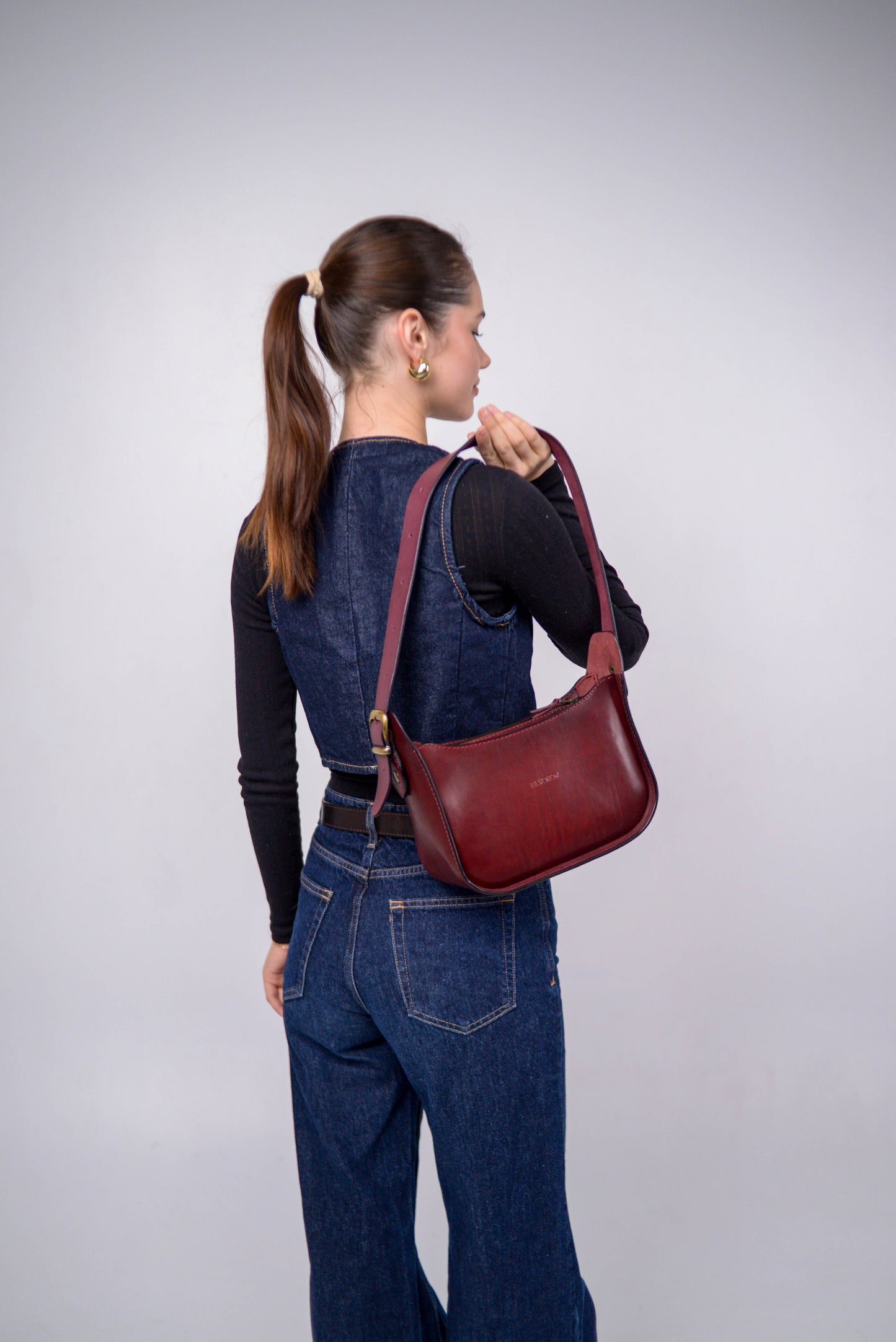 Womens leather bag, Full Grain Leather shoulder bag, Gift for Women, Burgundy leather bag