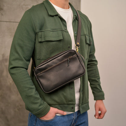 Black men shoulder bag, Handmade Leather Mens Bag Crossbody, Personalized Full Grain Leather bag