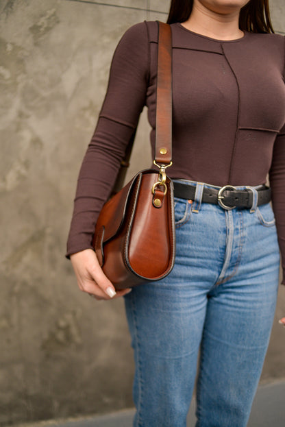 Womens leather bag, Full Grain Leather shoulder bag, Gift for Women, Cognac Purse for Her, Crossbody Bag 