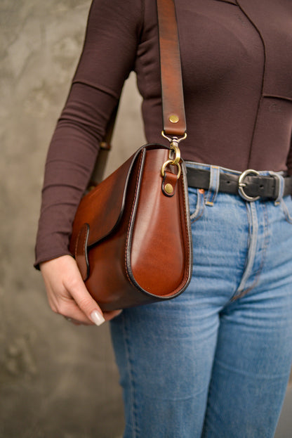 Womens leather bag, Full Grain Leather shoulder bag, Gift for Women, Cognac Purse for Her, Crossbody Bag 