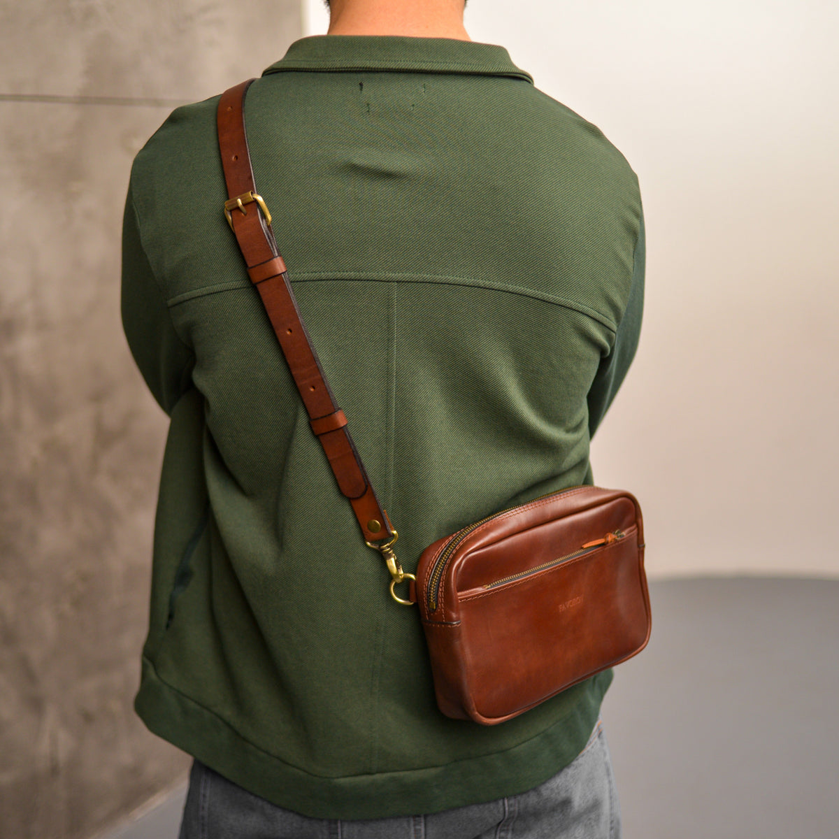 Handmade Leather shoulder Bag – Full Grain Leather