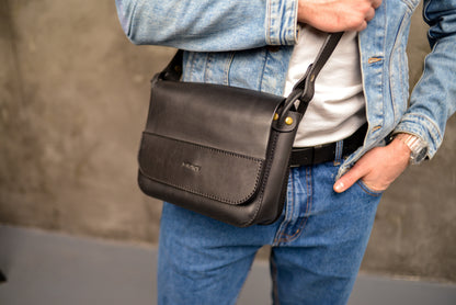 Personalized shoulder bag, men’s leather bag, Messenger bag