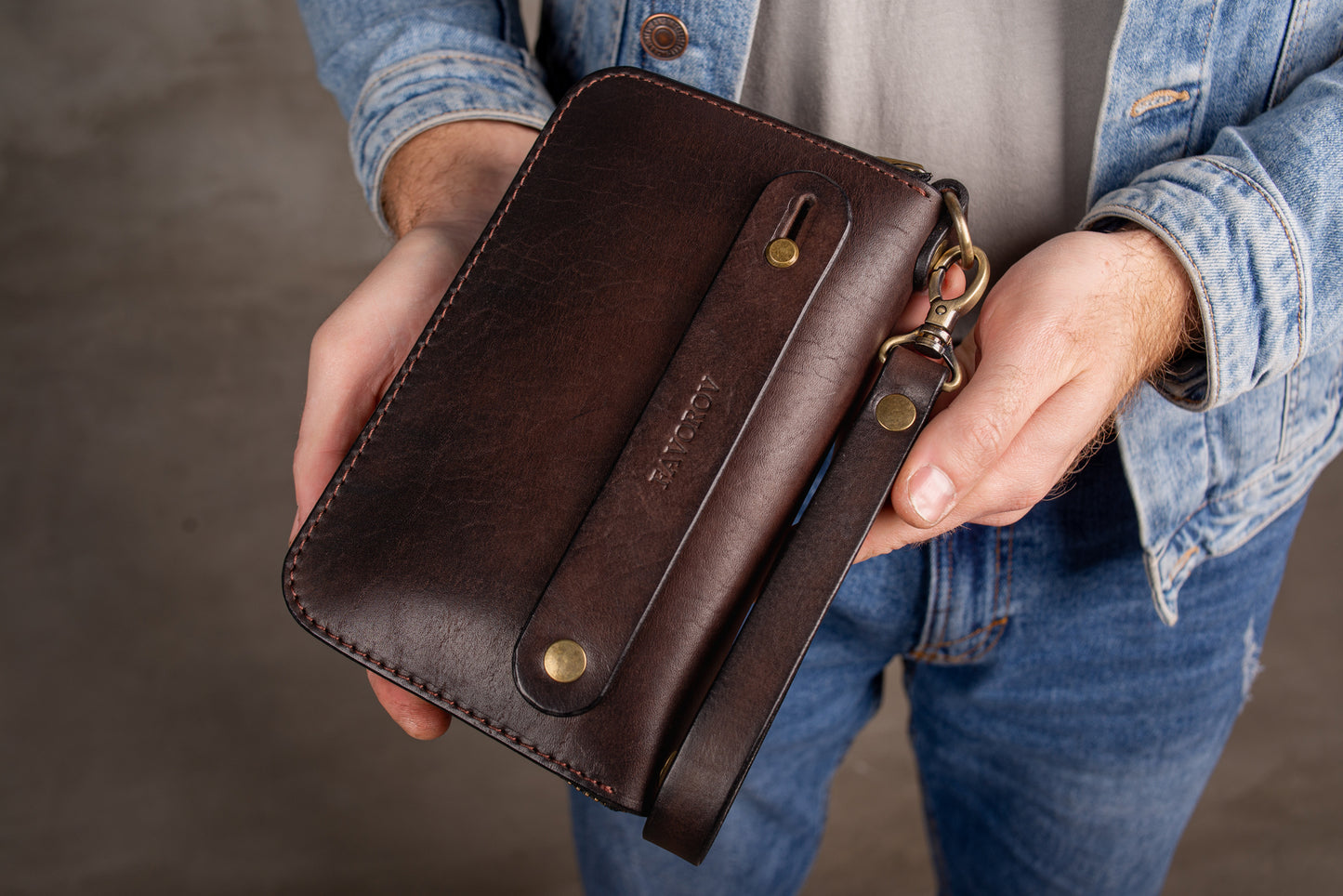 Personalized Leather Clutch, Full Grain Leather Clutch, Brown men's leather wallet, Zipped wallet