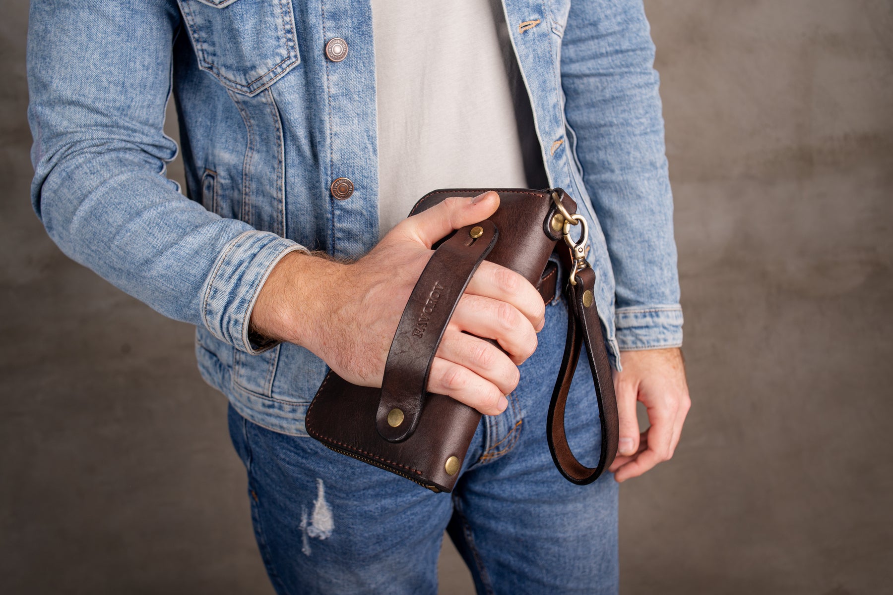 Personalized Leather Clutch, Full Grain Leather Clutch, Brown men's leather wallet, Zipped wallet