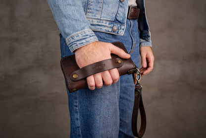 Personalized Leather Clutch, Full Grain Leather Clutch, Brown men's leather wallet, Zipped wallet, Wrist Bag, Men's purse, Father's gift 