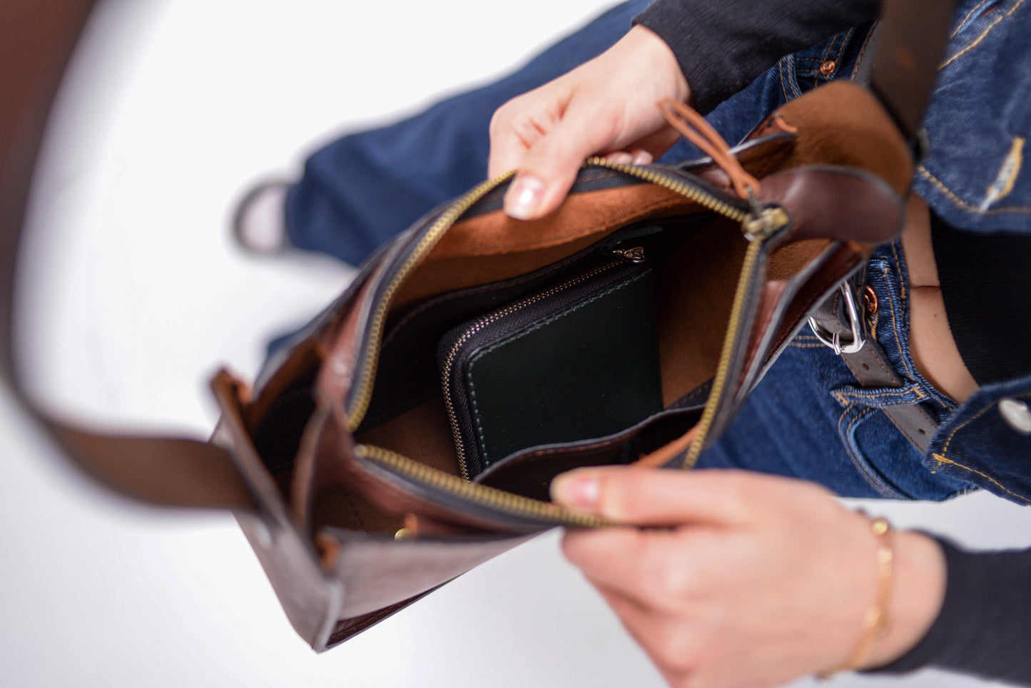 Womens leather bag, Full Grain Leather shoulder bag, Gift for Women, brown cognac leather bag