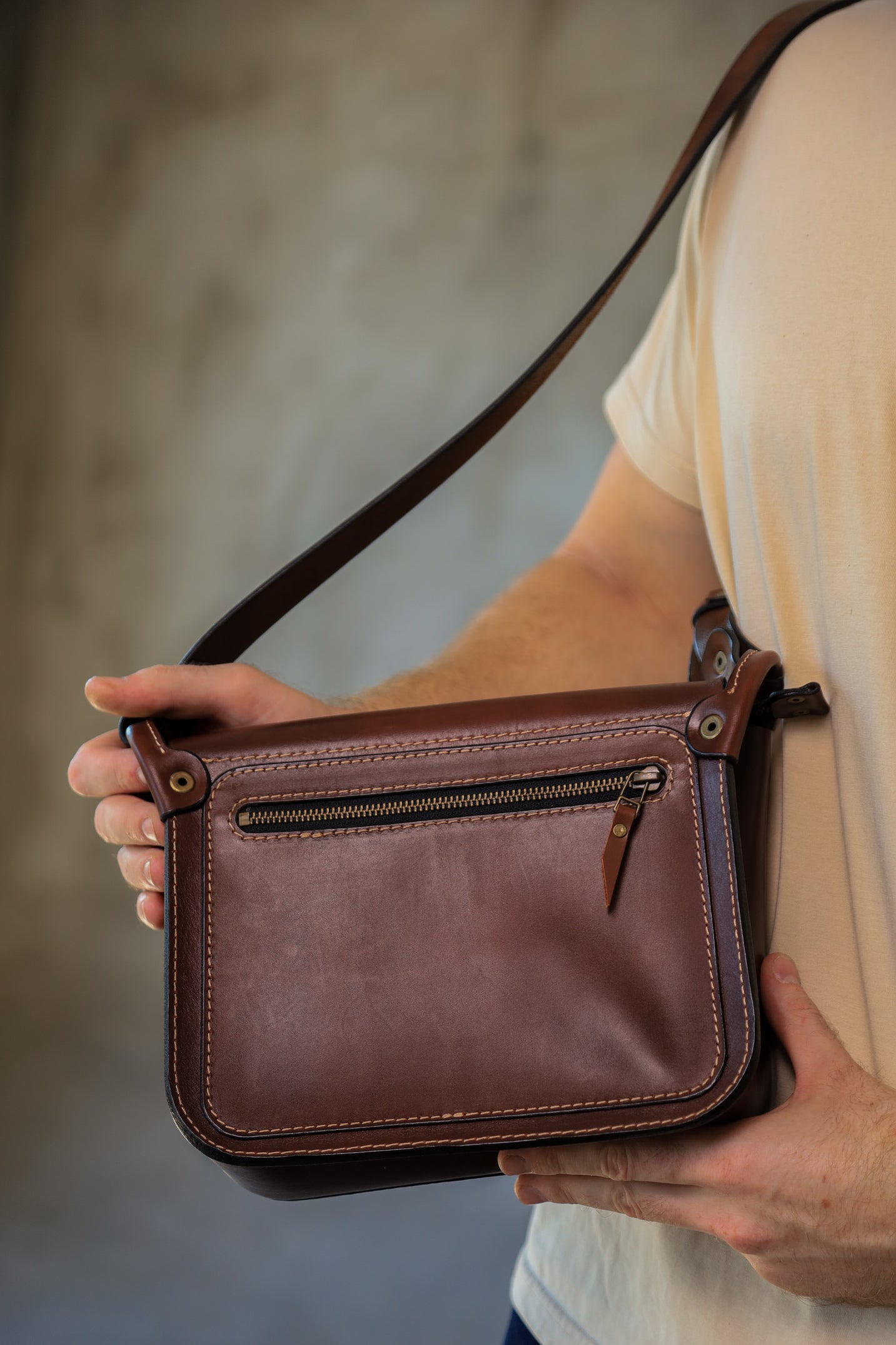 Personalized shoulder bag, men’s leather bag, Messenger bag, crossbody bag