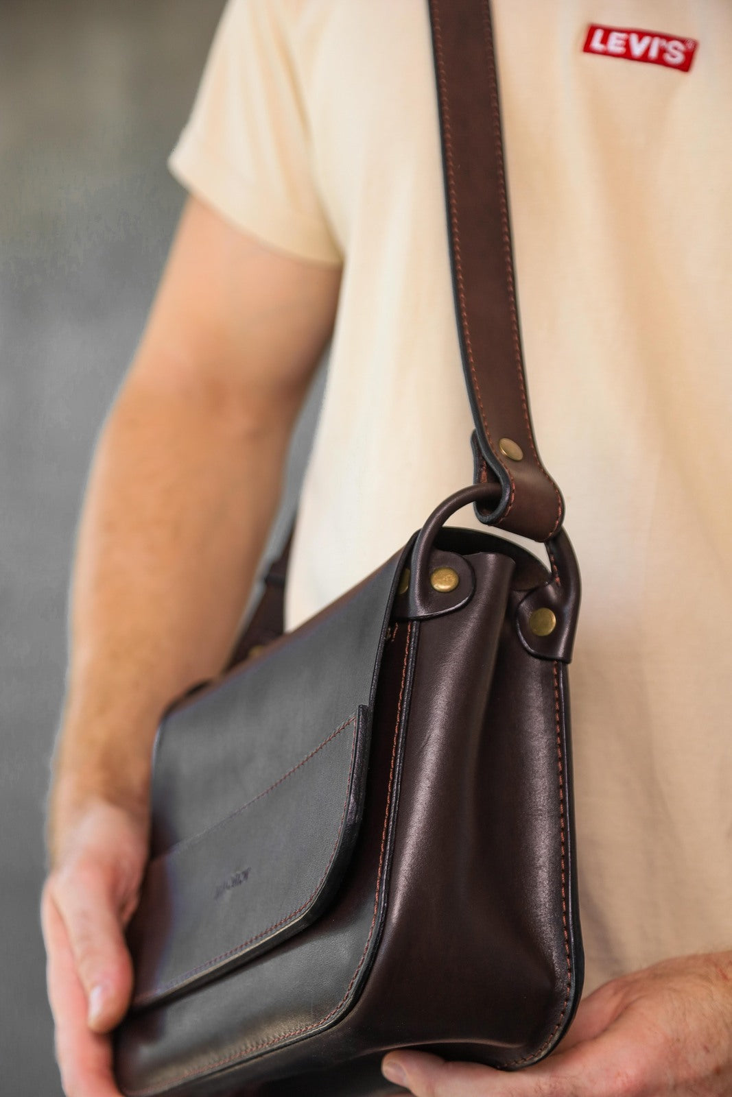 Personalized shoulder bag, men’s leather bag, Messenger bag, crossbody bag