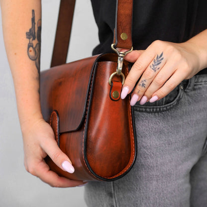 Womens Full Grain Leather shoulder bag, Shoulder Bag