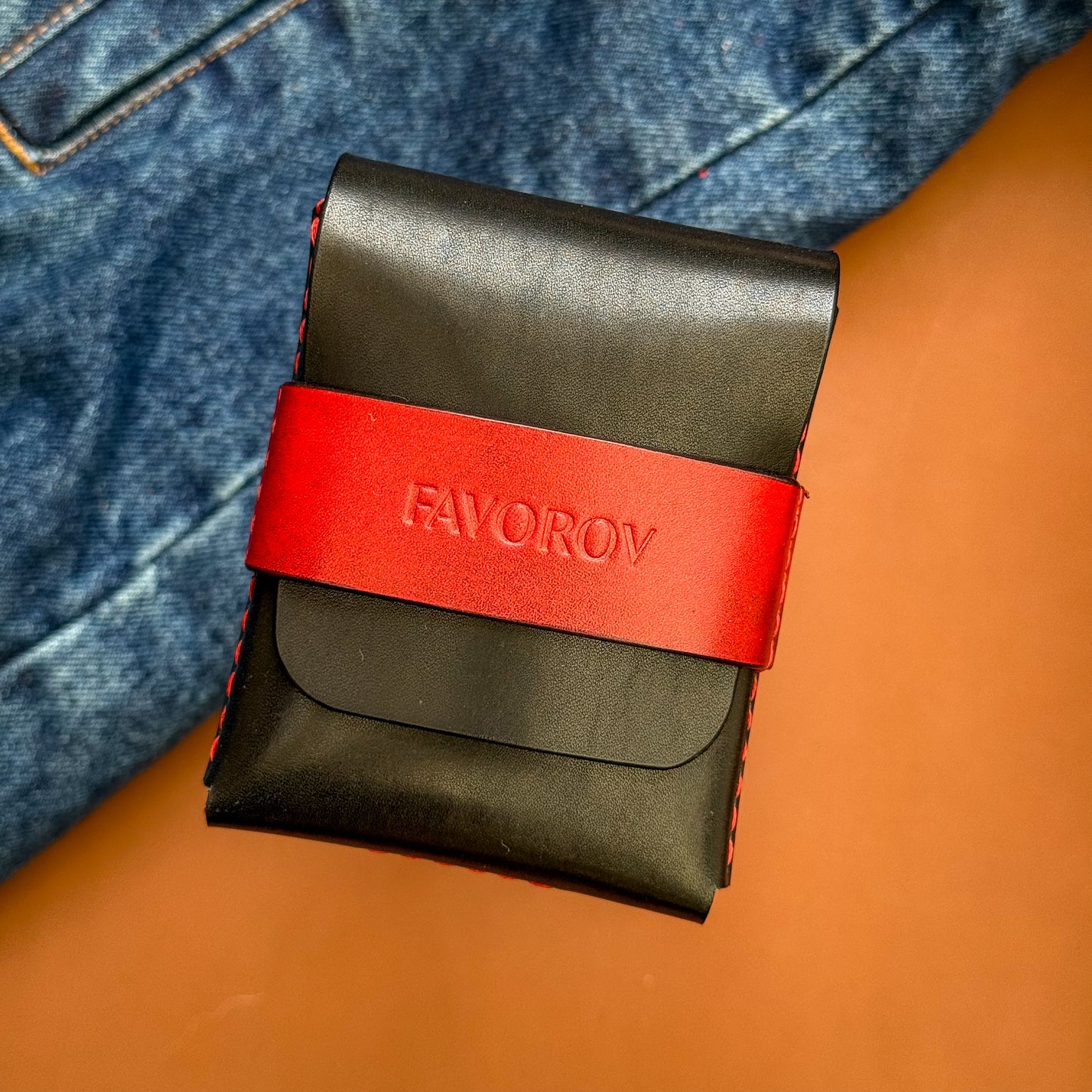 Cowhide vertical cash sleeve, personalized compact travel cardholder, minimalist front pocket wallet