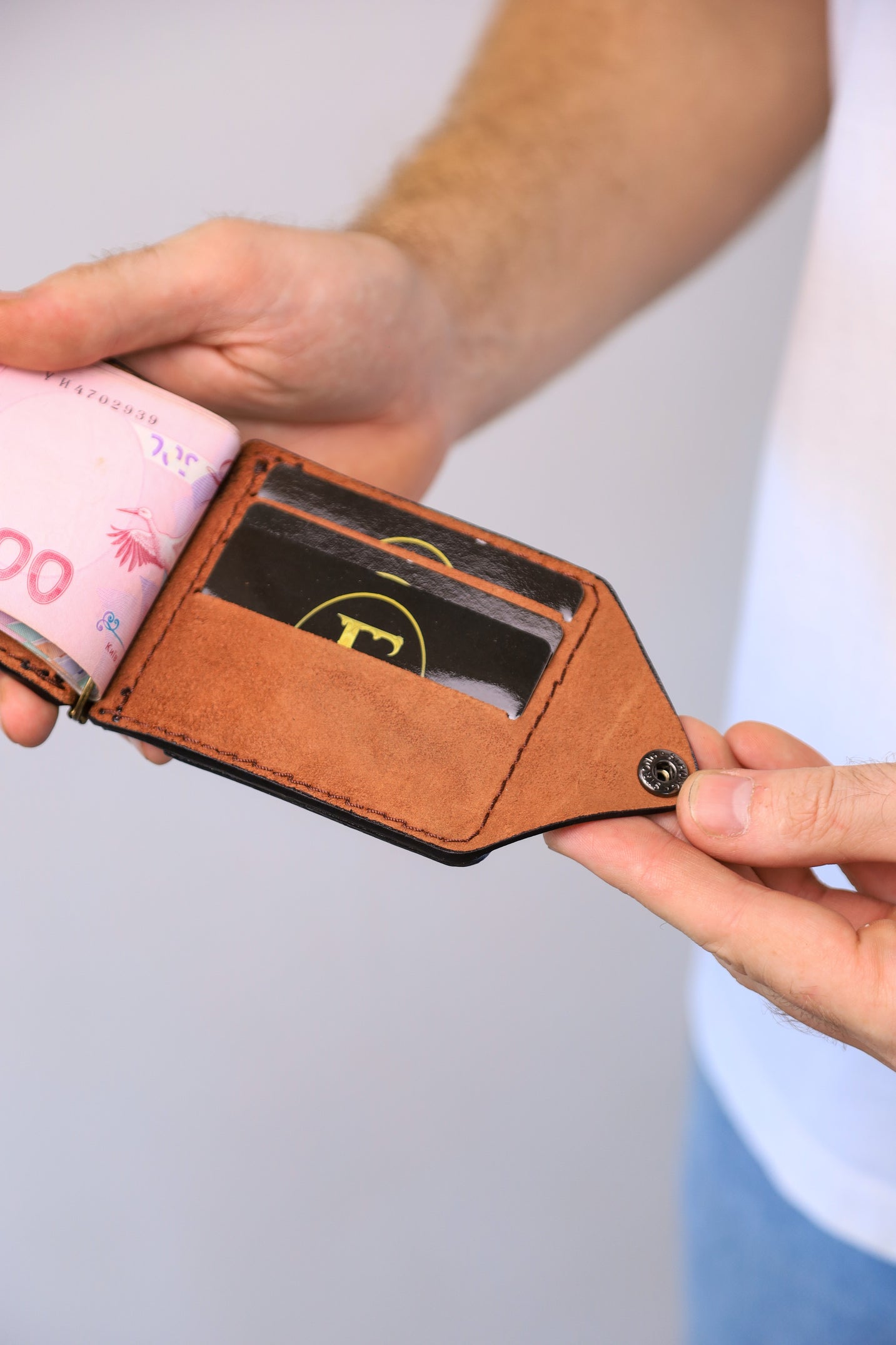 Brown Leather Money Clip, Small leather wallet, Full grain Leather Money Clip