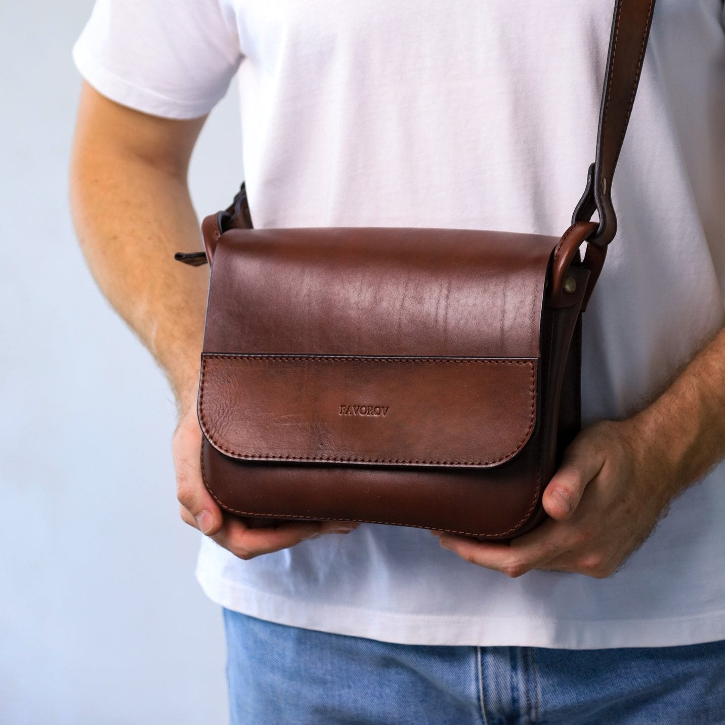 Personalized shoulder bag, men’s leather bag, Messenger bag