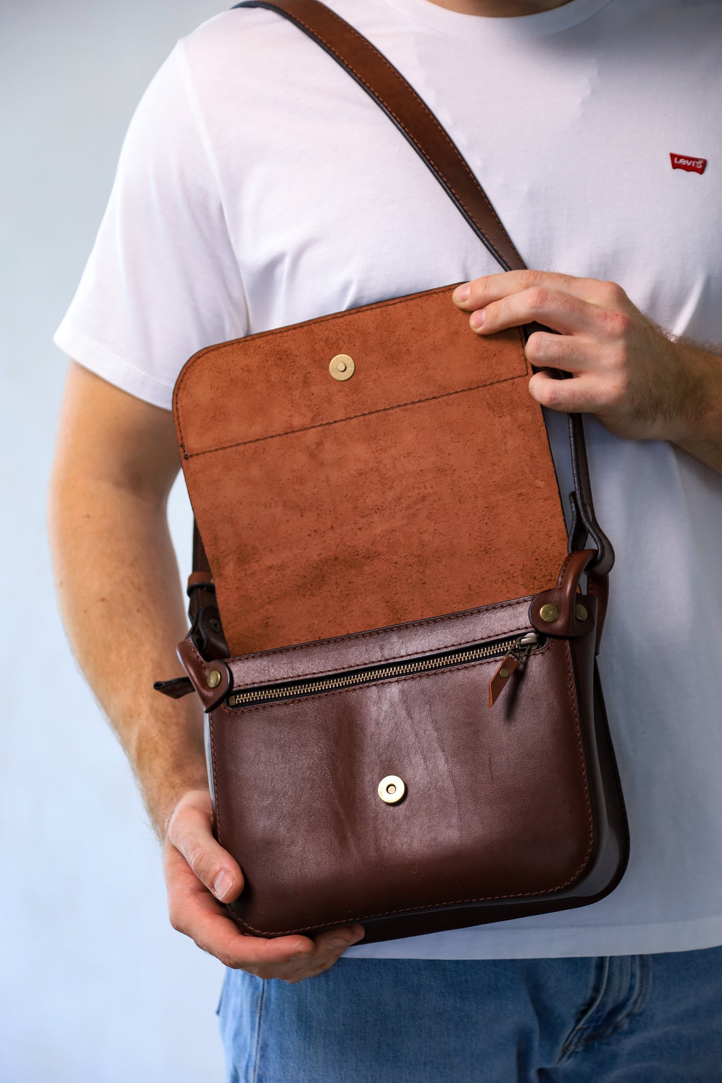 Personalized shoulder bag, men’s leather bag, Messenger bag