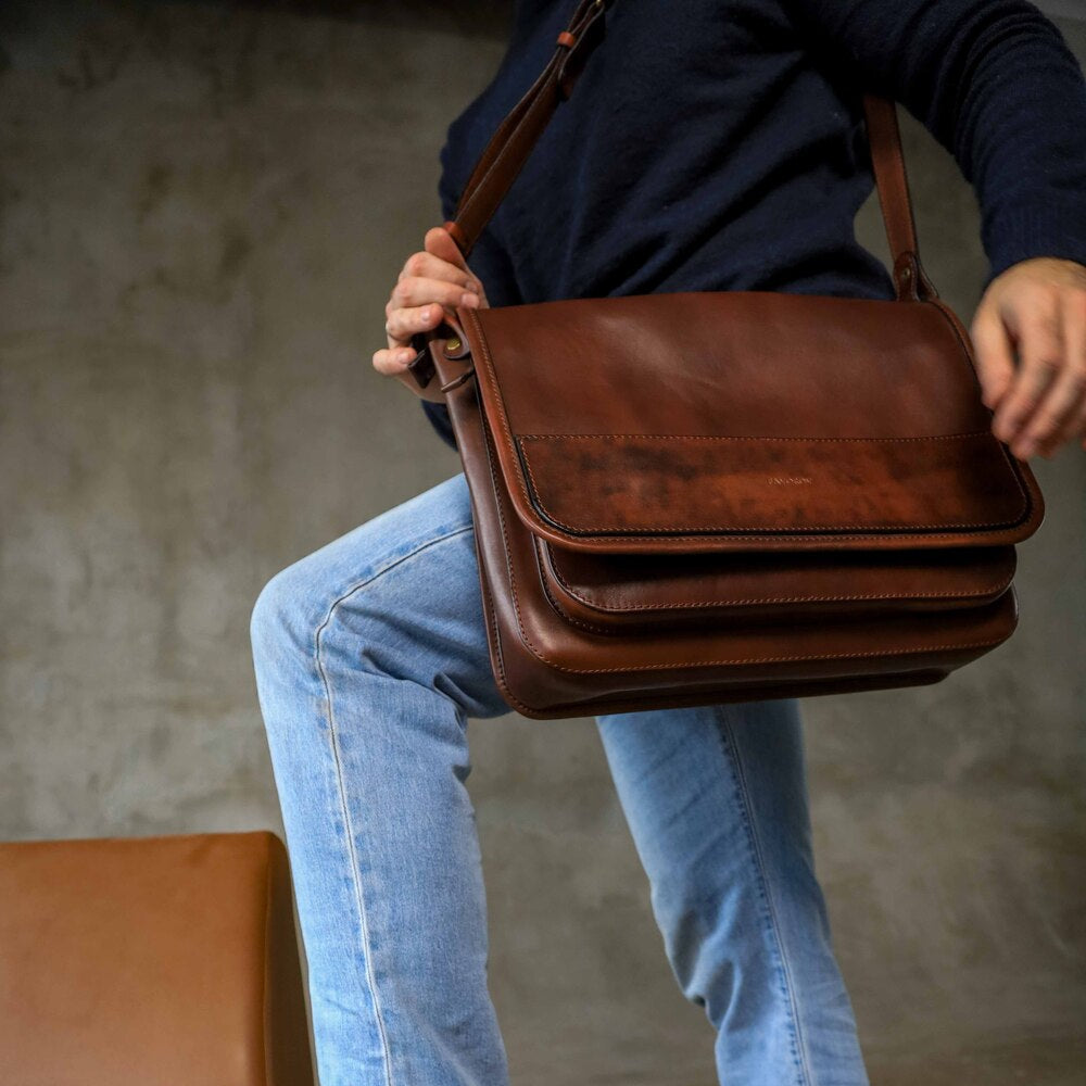 Brown shoulder bag, Laptop Personalized Men’s leather bag