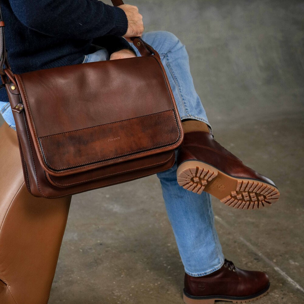Brown shoulder bag, Laptop Personalized Men’s leather bag