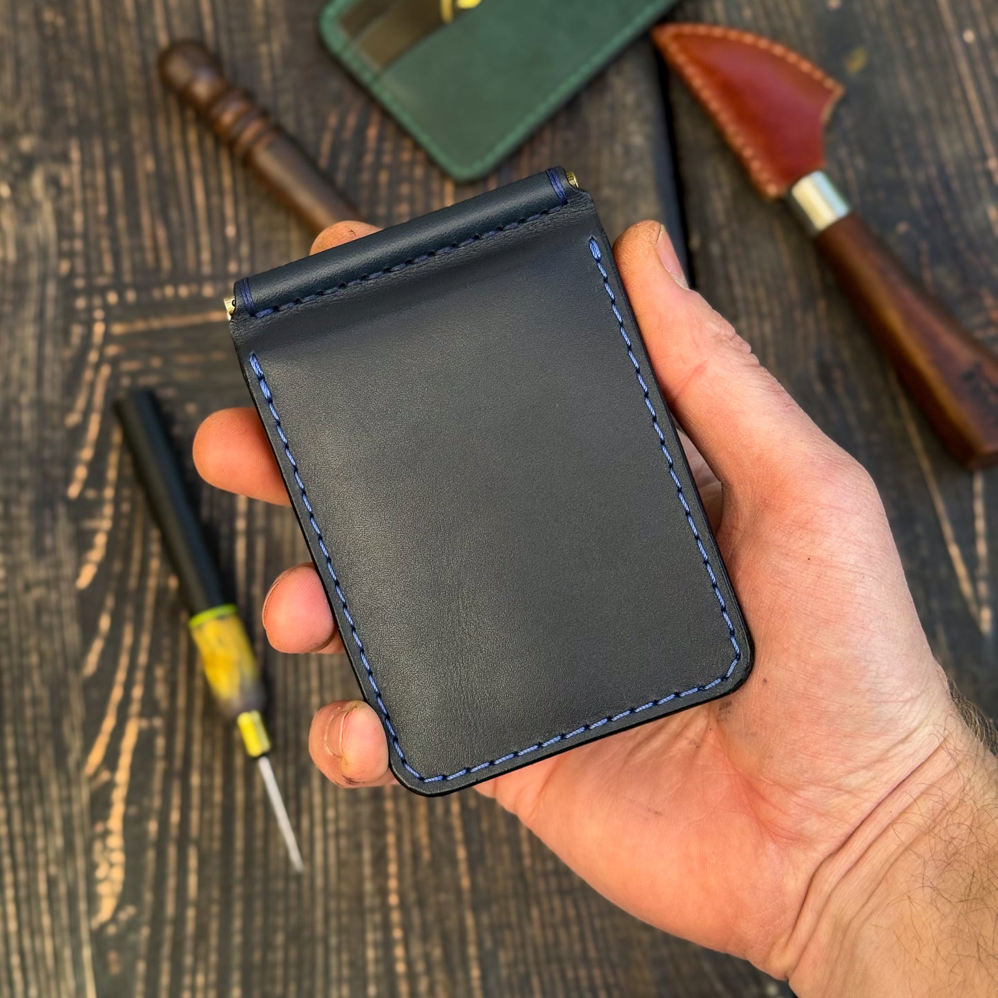 Full grain Leather money clip, Leather wallet for him, Mens gift, Personalized Slim Bifold Card Holder, Minimalist gift