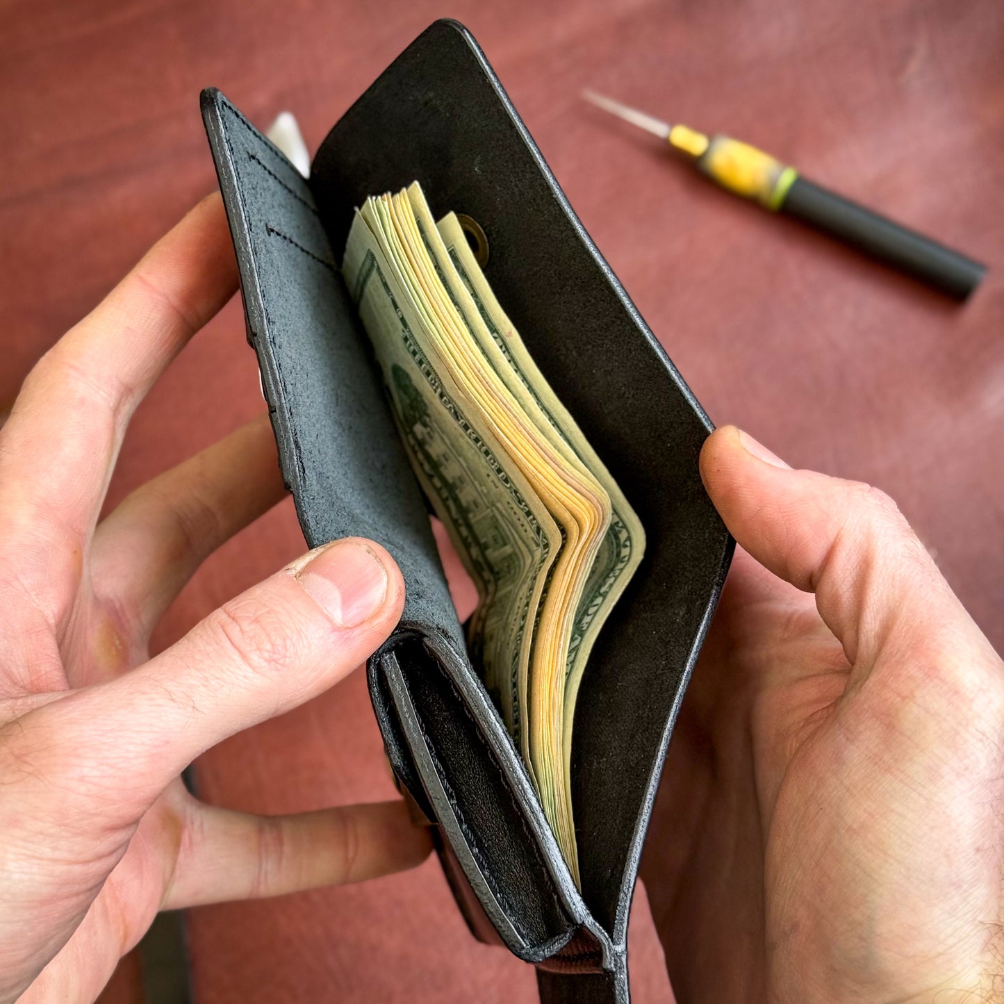 Handmade Black Full Grain Leather Wallet – Compact Bifold with Coin Pocket