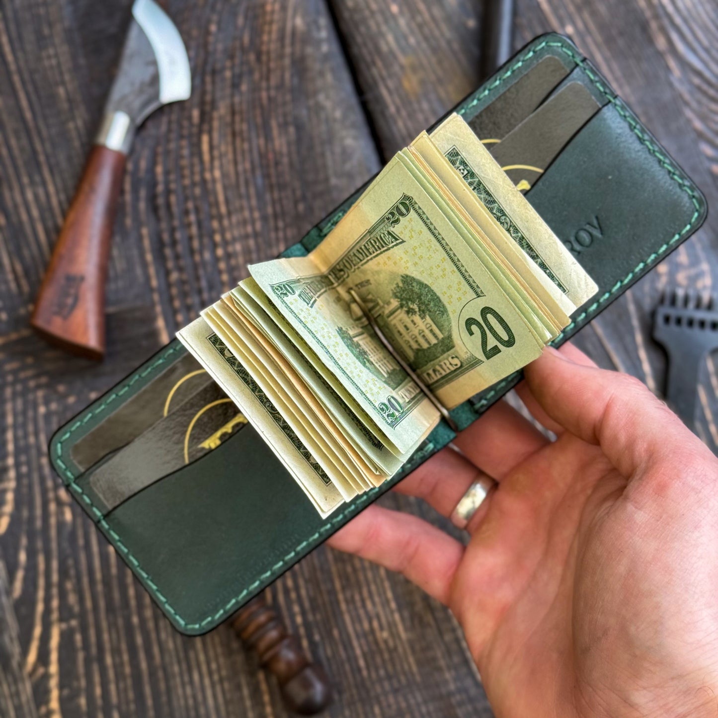 Minimalist Leather Money Clip Wallet – Personalized Handmade Full Grain Leather Front Pocket Wallet for Men