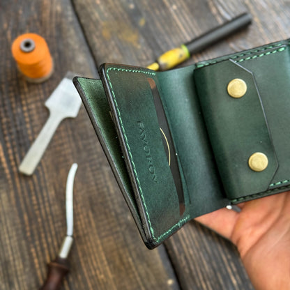 Handmade Green Full Grain Leather Wallet – Compact Bifold with Coin Pocket