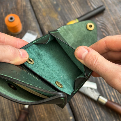 Handmade Green Full Grain Leather Wallet – Compact Bifold with Coin Pocket