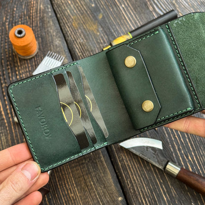 Handmade Green Full Grain Leather Wallet – Compact Bifold with Coin Pocket