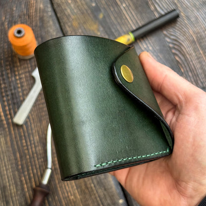 Handmade Green Full Grain Leather Wallet – Compact Bifold with Coin Pocket