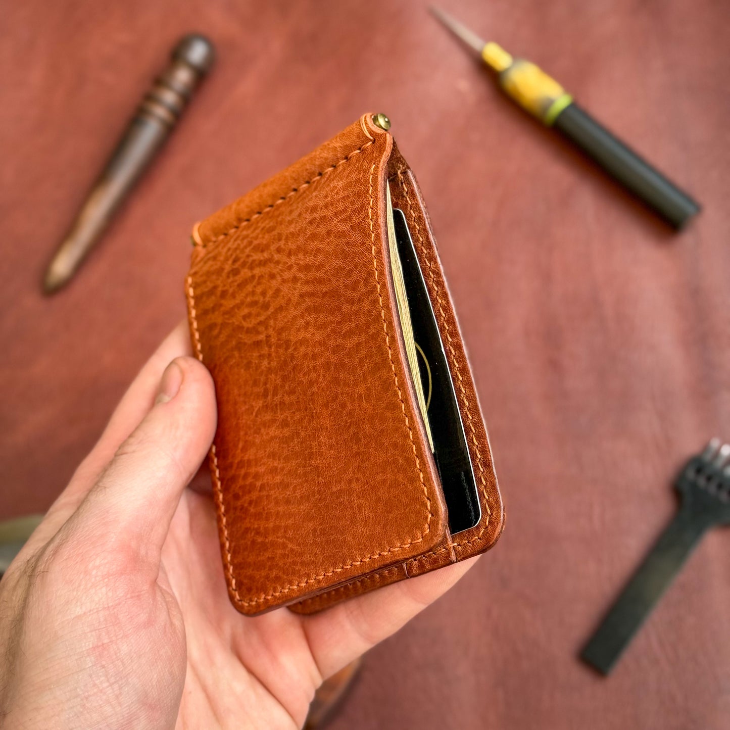 Full Grain Leather wallet for him, Mens gift, Personalized Slim Bifold Card Holder, Minimalist gift, Hand-Stiched Leather money Clip